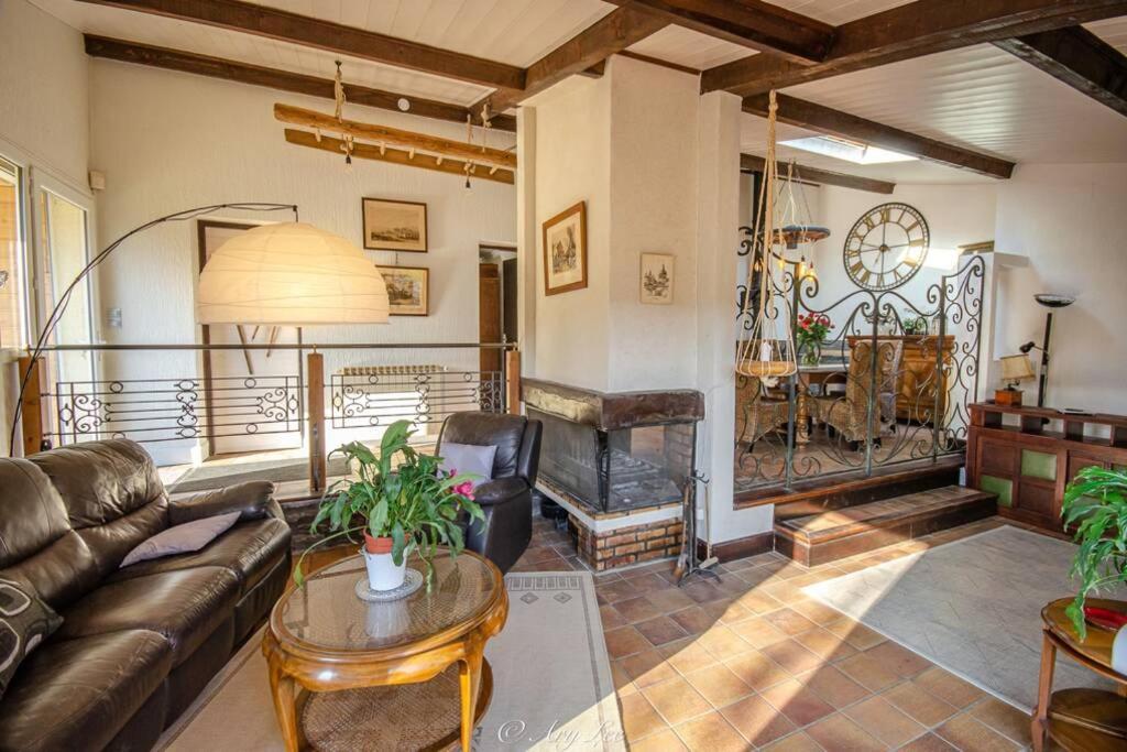 Chouvigny Gite Du Mont Plaisirヴィラ エクステリア 写真